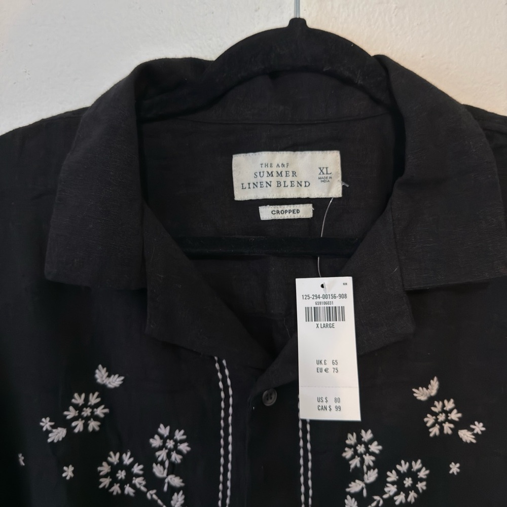 Abercrombie & Fitch Black Casual Button Down Shirt
